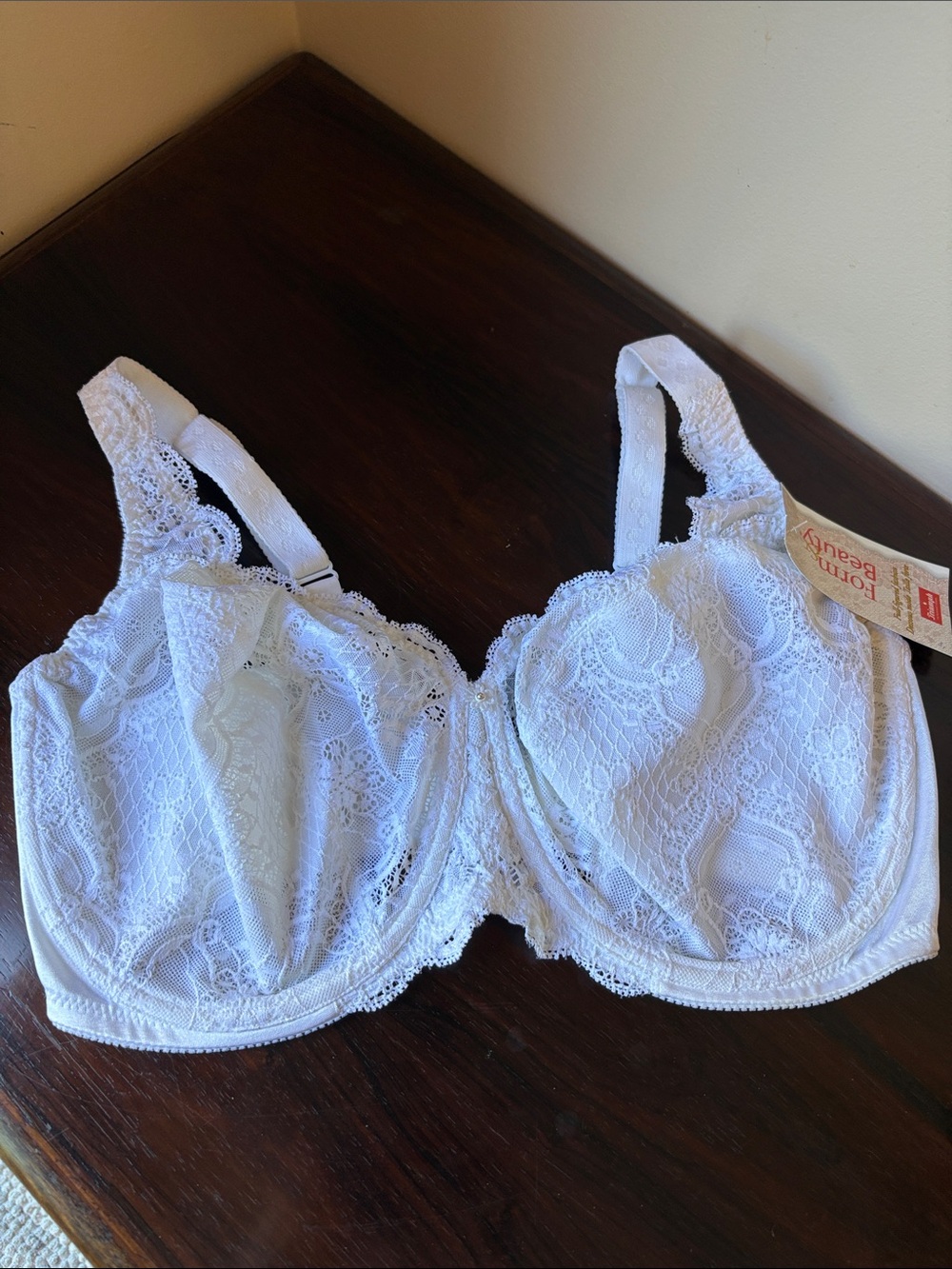 Triumph White Lace Underwire Full-Cup Bra
